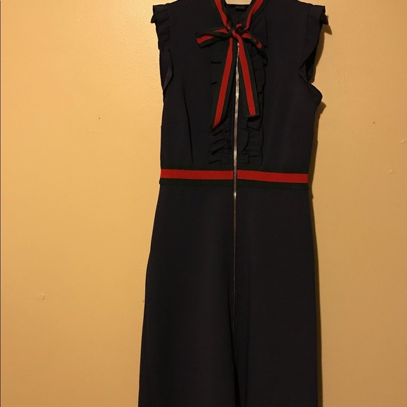 Gucci jersey ruffle dress - Picture 2 of 4